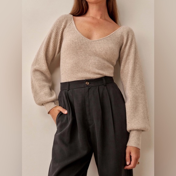 Reformation Hart Cashmere Sweater - Picture 1 of 9